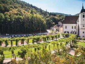Kartause Aggsbach mit Garten, &copy; Donau N&Ouml; Tourismus/Daniela Matejschek