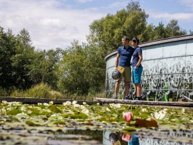 Rad fahren, Wasserlandschaftsradweg, Waldviertel, UnterWasserReich Schrems, &copy; velontour.at Das Copyright &copy; velontour.info bzw./oder &copy; velontour muss dabei immer angegeben werden. Die Destination Waldviertel GmbH ist berechtigt die Lichtbilder teilweise zu bearbeiten (ausschlie&szlig;lich Zuschneiden des Bildes f&uuml;r technische Gegebenheiten ist erlaubt). Die Bilder d&uuml;rfen ohne Zustimmung des Vertragspartners nicht weiterbearbeitet werden (zum Beispiel weitere Bildbearbeitung, Spiegelung, Retuschieren). Eine unentgeltliche Weitergabe an Dritte aus dem Presse- und Tourismusbereich (z.B.: Bilderdatenbank f&uuml;r Hotels und Regionen) ist gestattet.