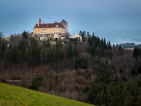Blick auf Schloss Krumbach, &copy; &copy; Schloss Krumbach