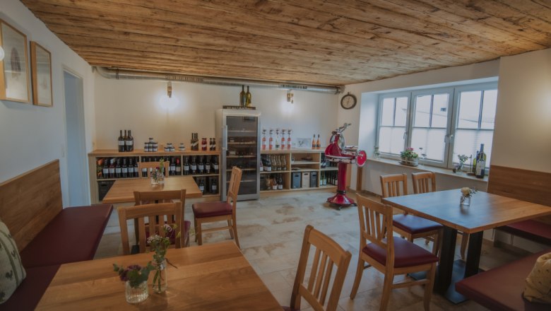 Indoor area - Top wine tavern Schmid am Weingut, &copy; Familie Schmid