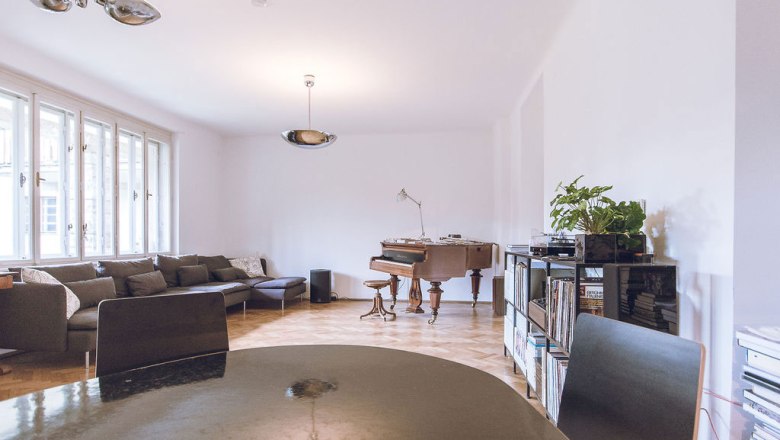 Living room, © Zweitwohnsitz, Photographs by Valerie Eccli