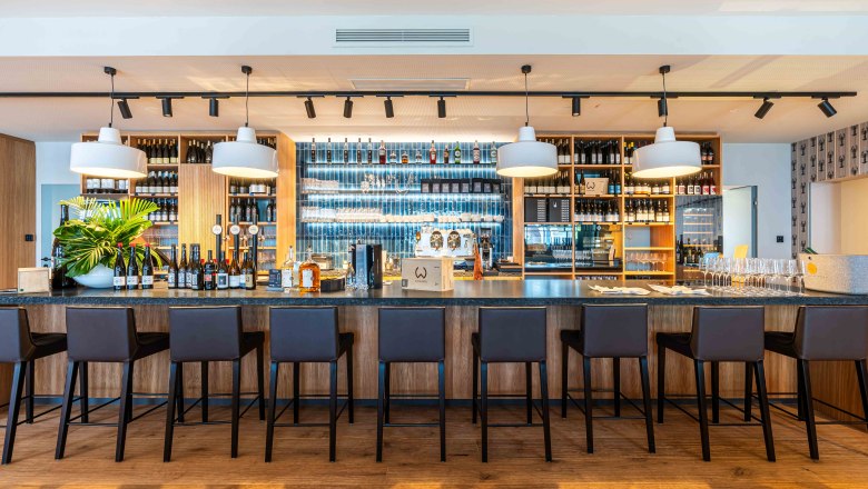 Wine shop, &copy; M&ouml;rwald