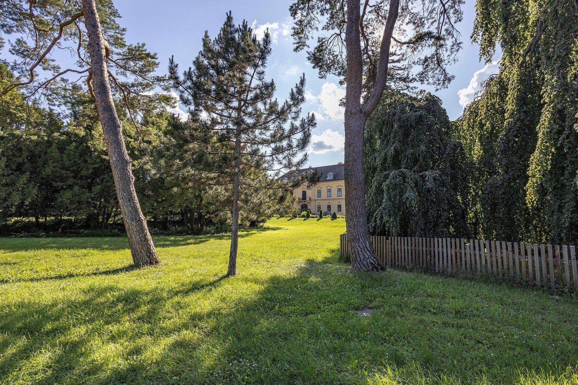 View of Eckartsau Castle from the castle park. 