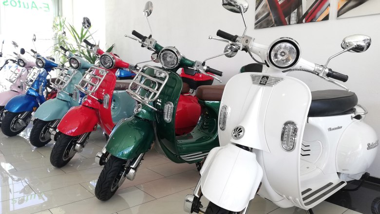 Scooter showroom, &copy; Schachner GmbH