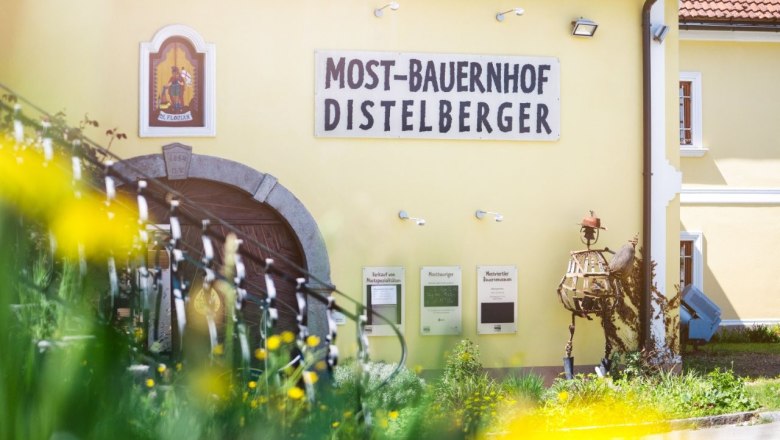 Distelberger gourmet farm, &copy; Moststra&szlig;e, dochbodnliacht
